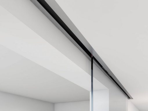 Foto 3 de puerta corredera de la marca Klein, modelo Unikglass+, en cristalería JCD de Madrid
